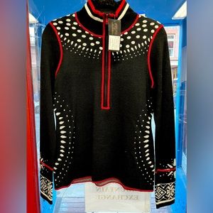 Icelandic medium New with tags
